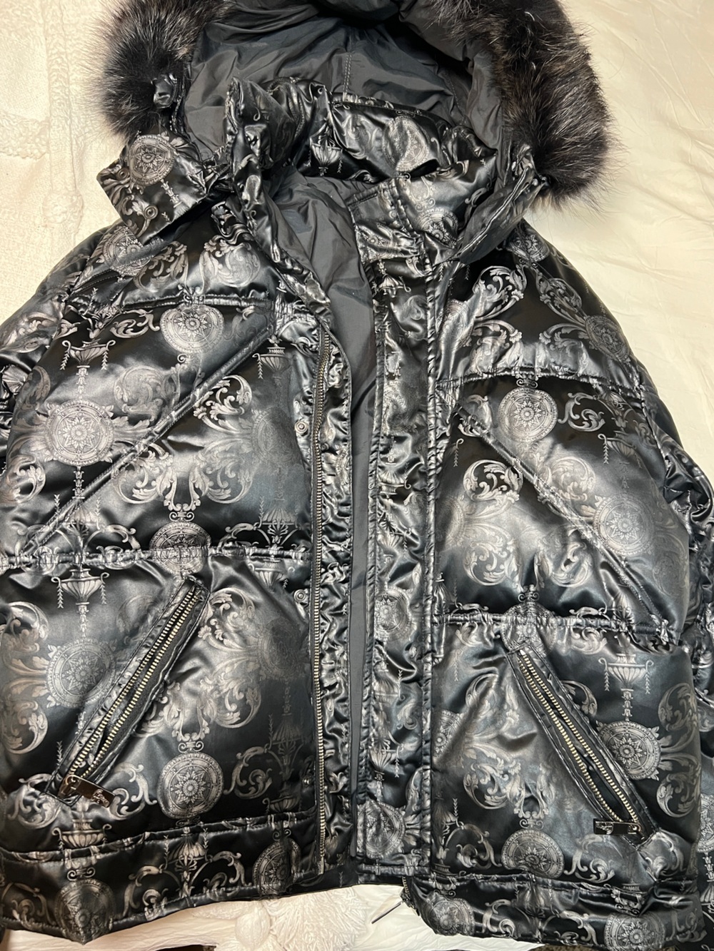 Versace Black Baroque-Print Quilted Puffer Jacket